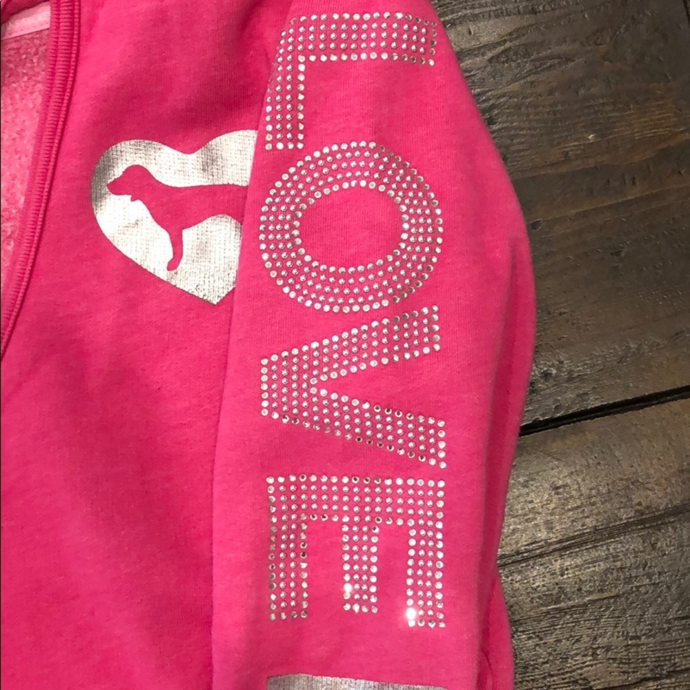 Pink pull over sweater - Picture 2 of 3